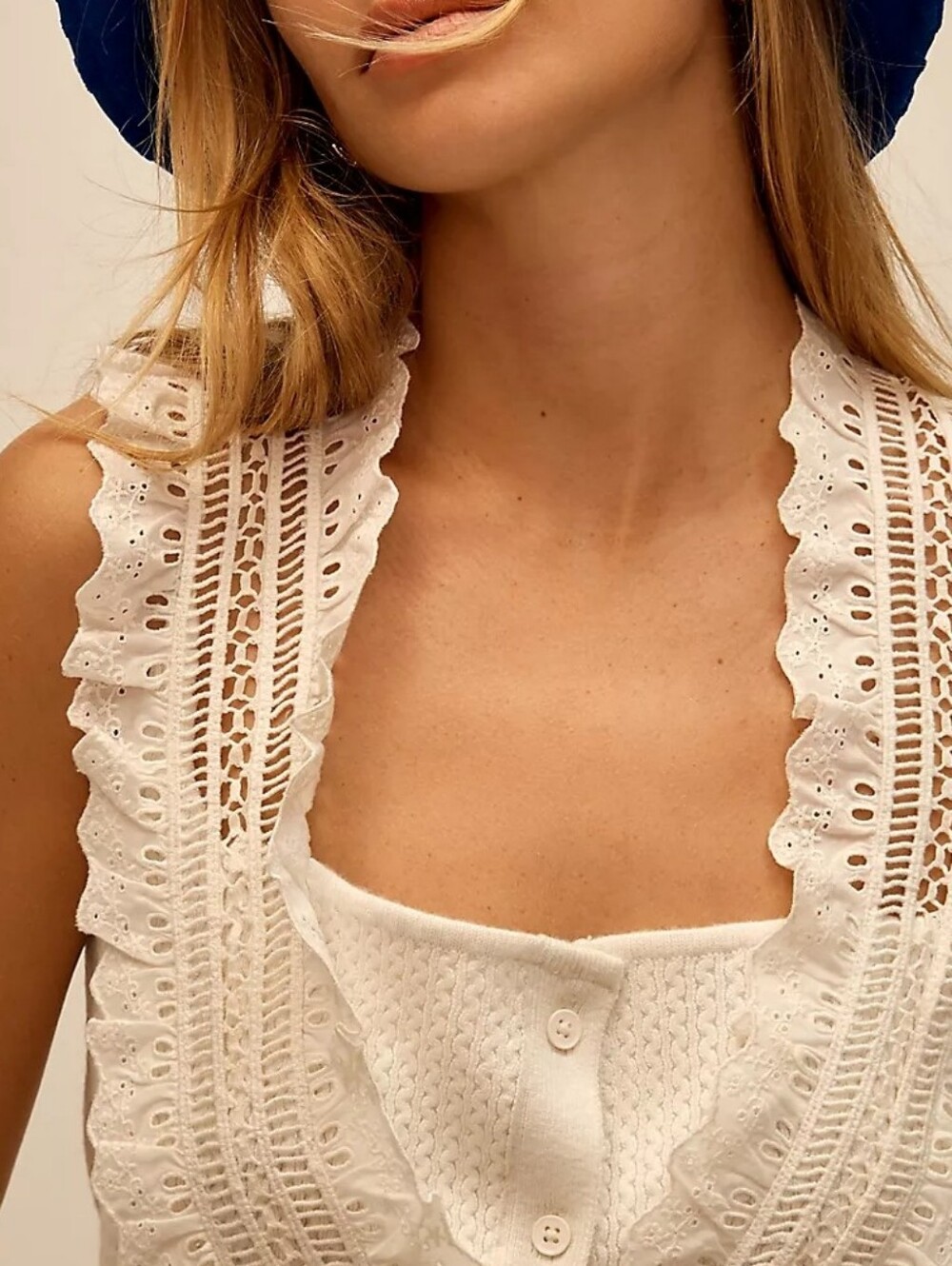 Pilcro Crafted Bib Sweater Tank Top S Cream Ivory Lace Peasant Feminine Ruffle - Picture 3 of 13
